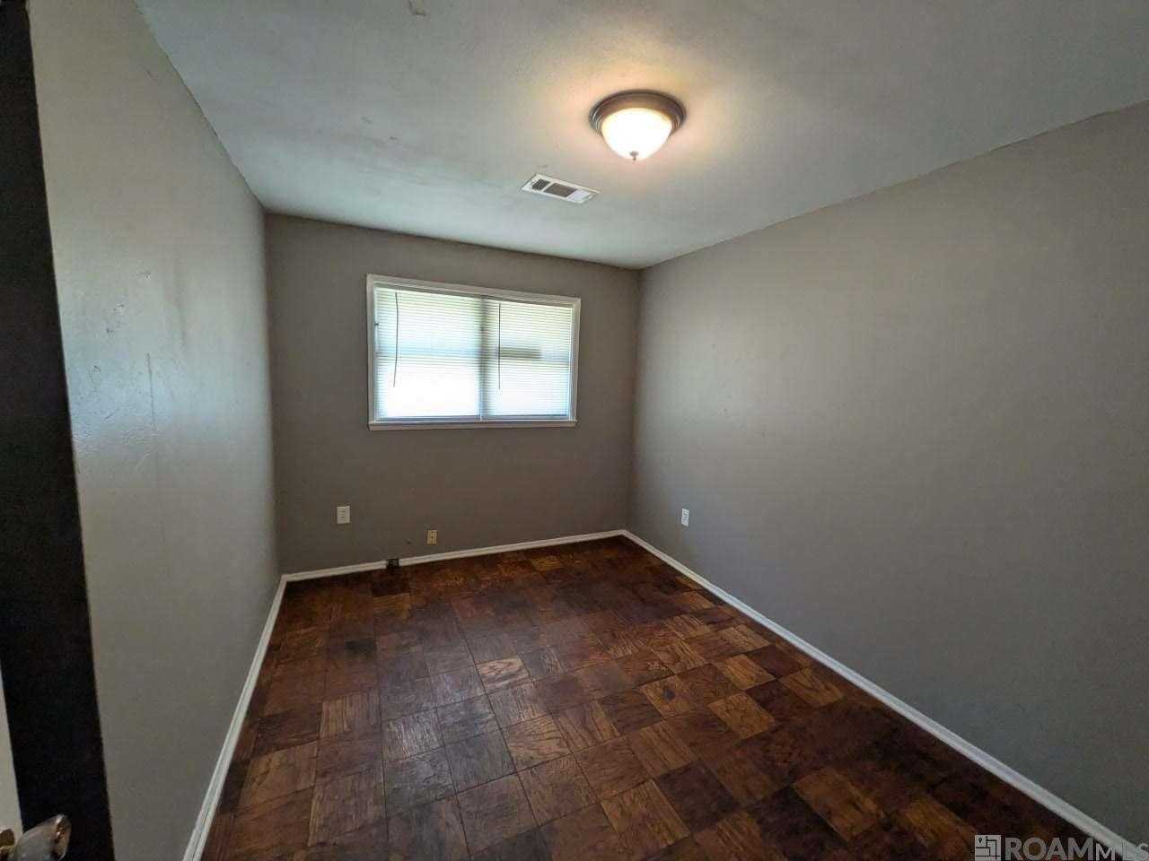 5966 Clayton Dr - Photo 6 of 9