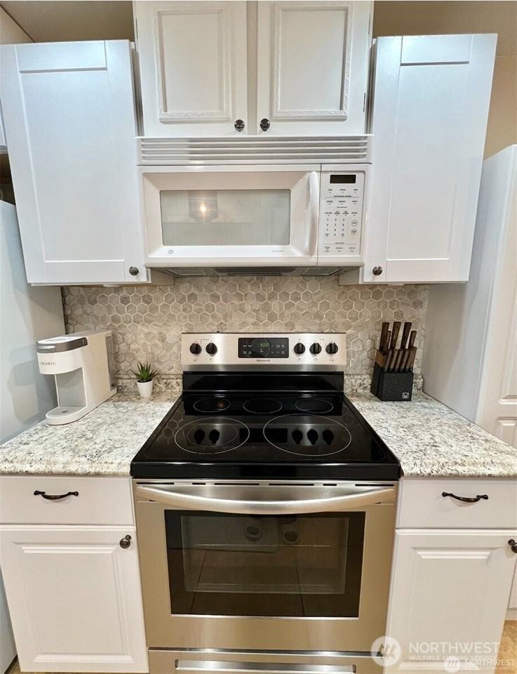 11645 Se 164th St - Photo 4 of 9