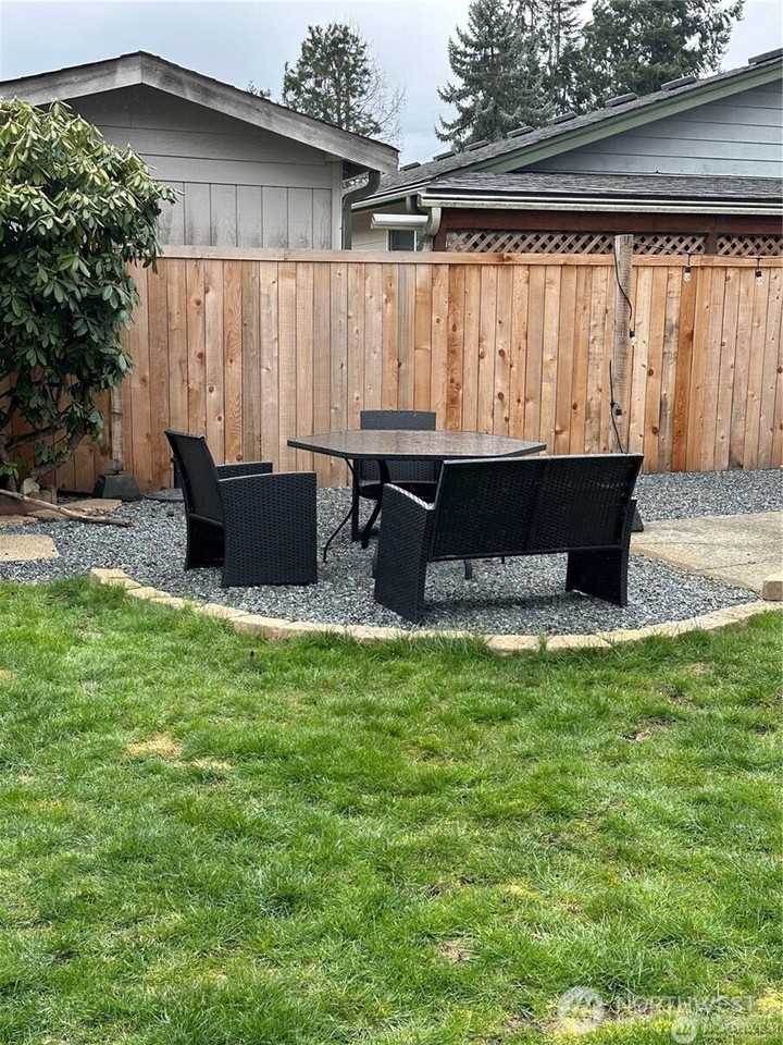 11645 Se 164th St - Photo 7 of 9