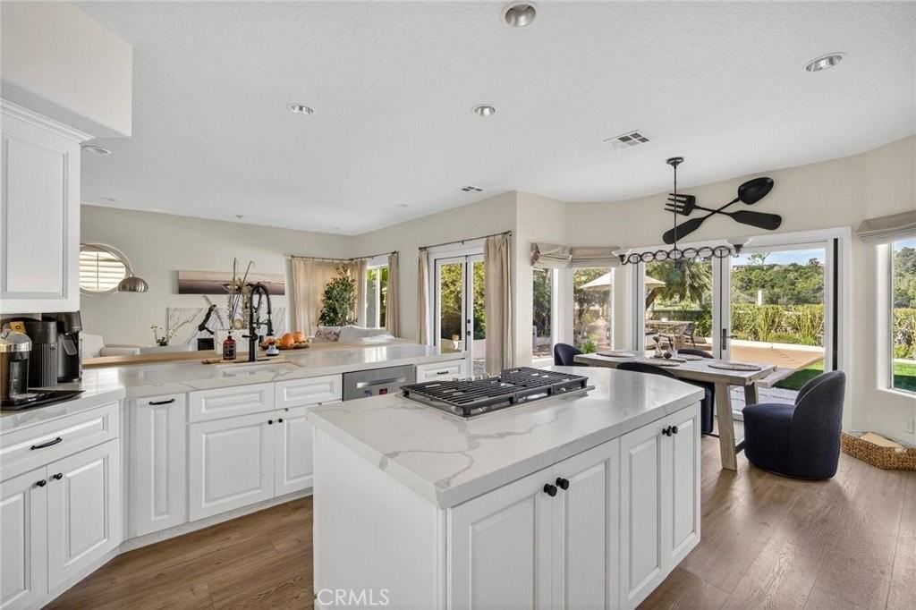 24201 Rue De Cezanne - Photo 2 of 31