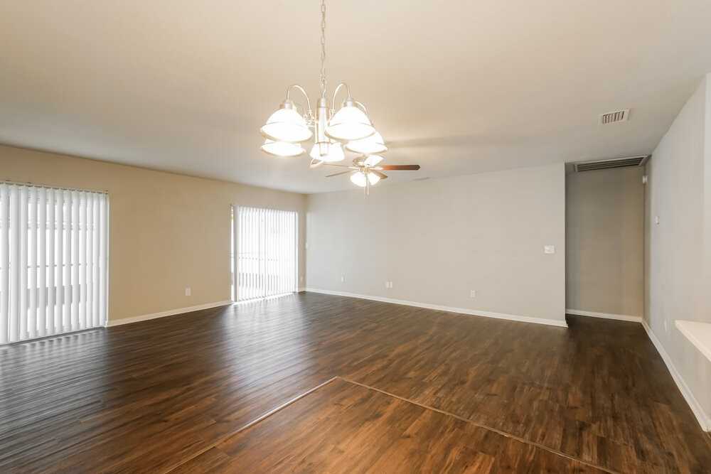 814 Settlers Rd - Photo 7 of 16