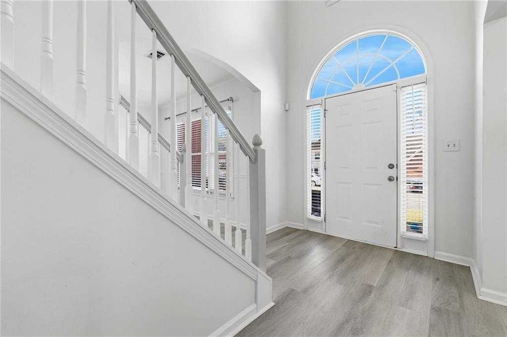 1150 River Overlook Dr - Photo 3 of 25