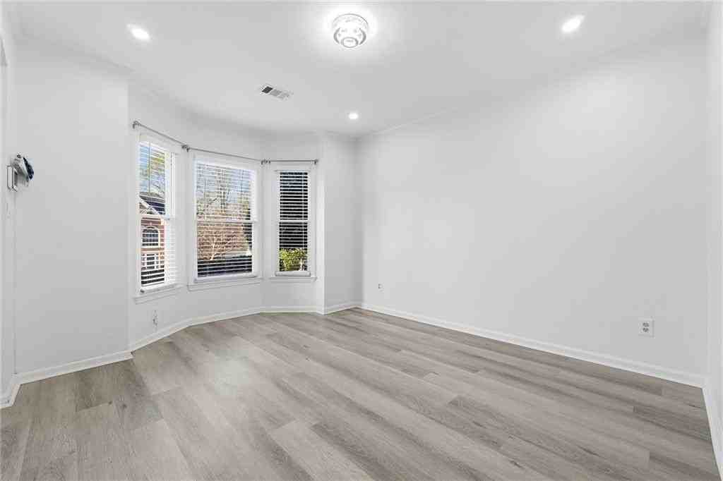 1150 River Overlook Dr - Photo 4 of 25