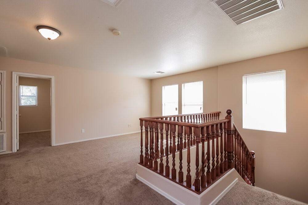 11215 W Garfield St - Photo 7 of 16