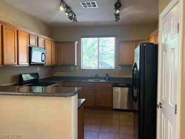 8749 Evan Lilas St - Photo 6 of 14