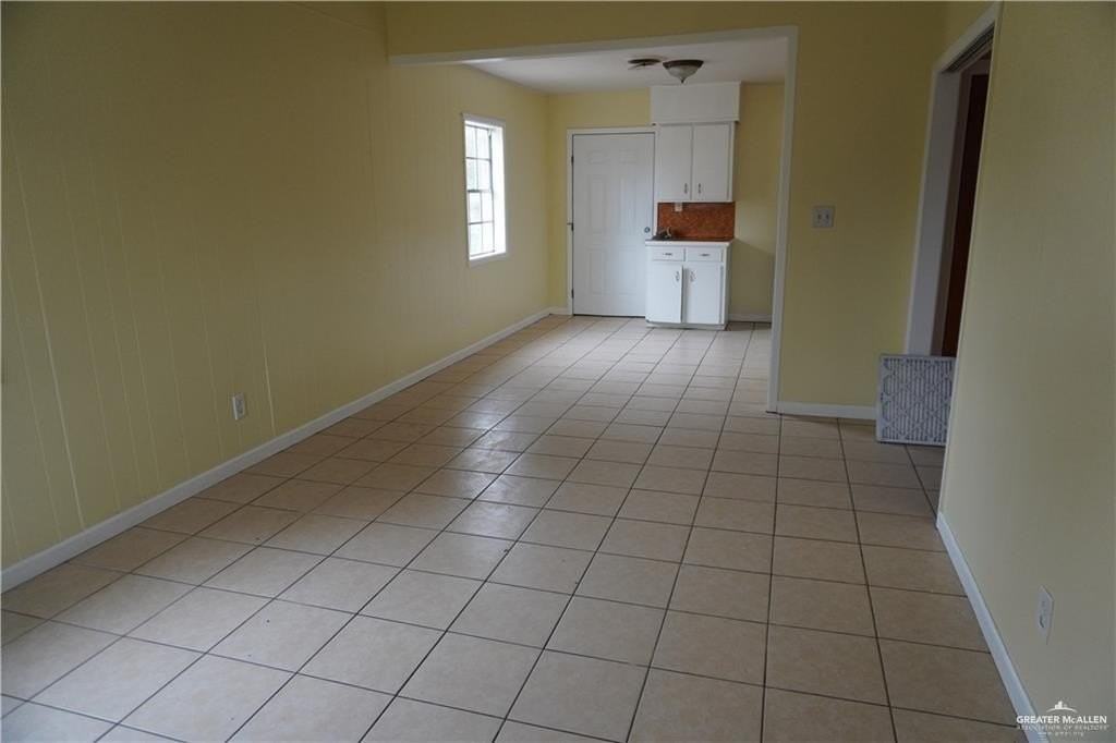 406 S 10th St - Photo 2 of 4