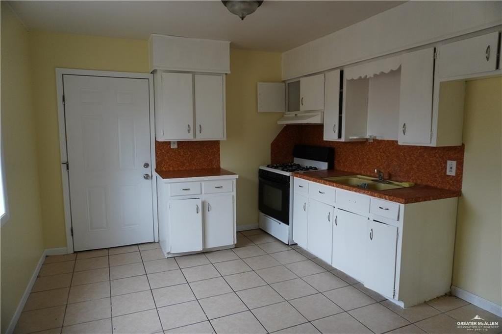 406 S 10th St - Photo 3 of 4