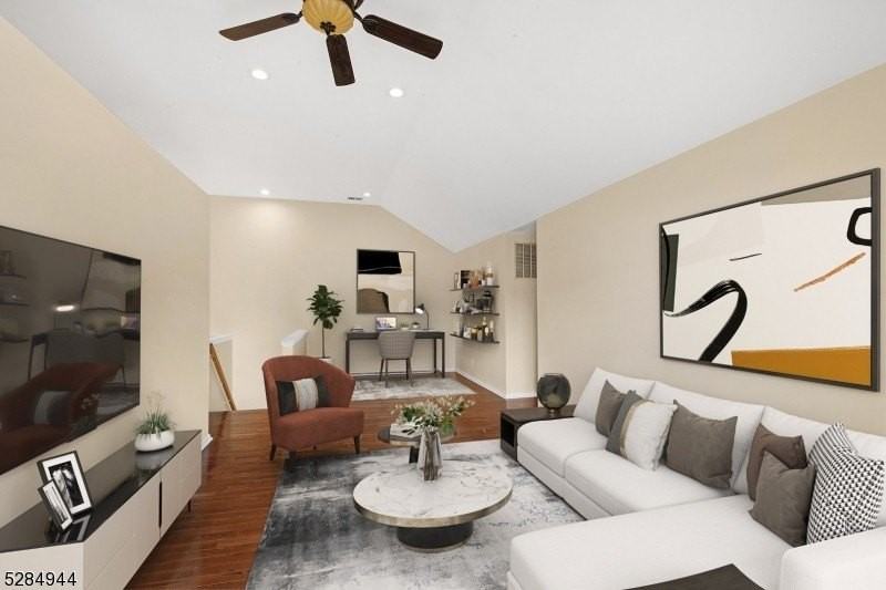 77 Williamson Ct - Photo 2 of 28