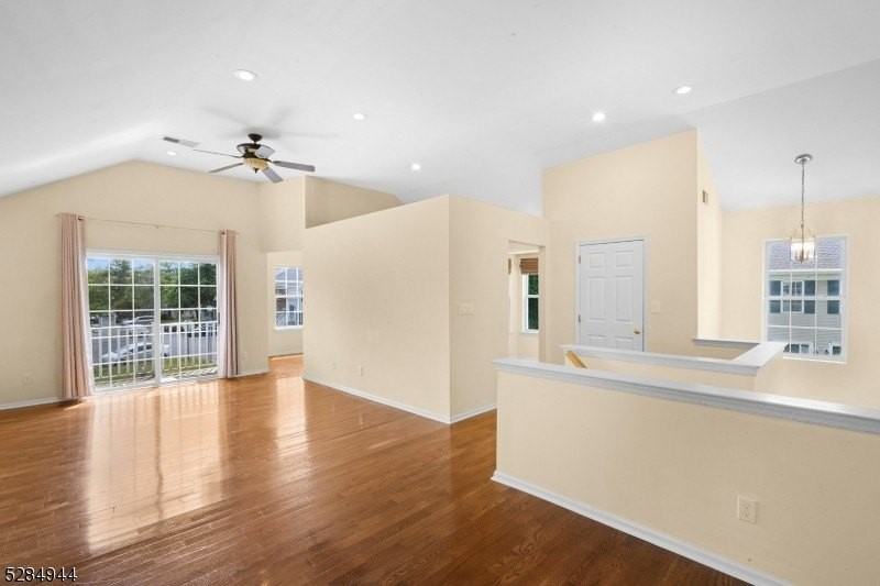 77 Williamson Ct - Photo 4 of 28