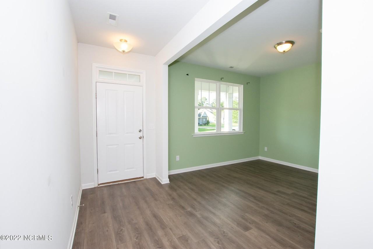 109 Old Dock Landing Rd - Photo 7 of 50