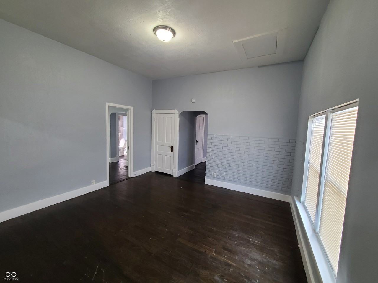 22 S Belleview Pl - Photo 2 of 18