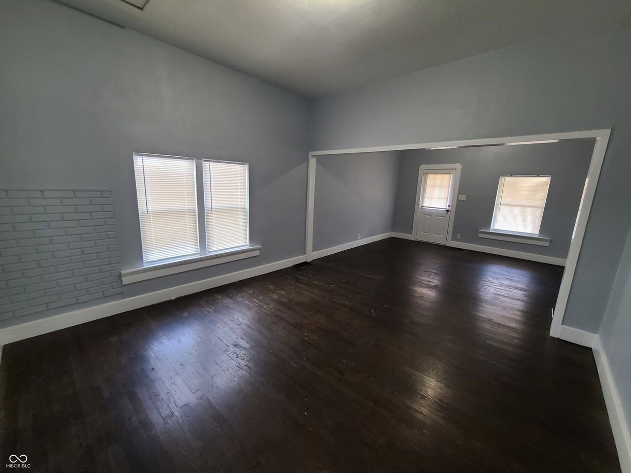 22 S Belleview Pl - Photo 4 of 18