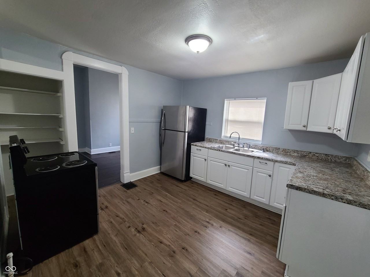 22 S Belleview Pl - Photo 7 of 18