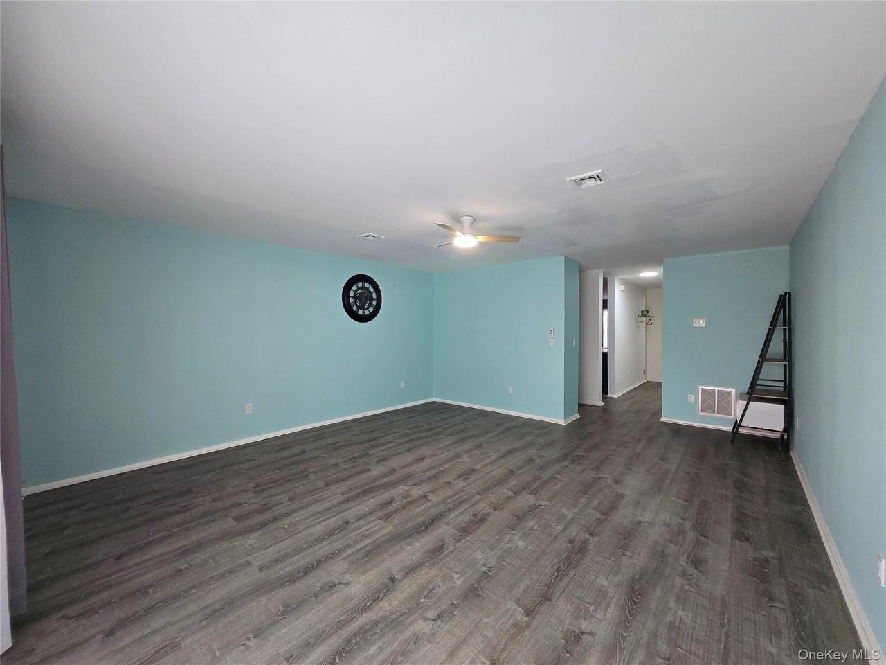 184 Deer Ct Dr - Photo 2 of 26