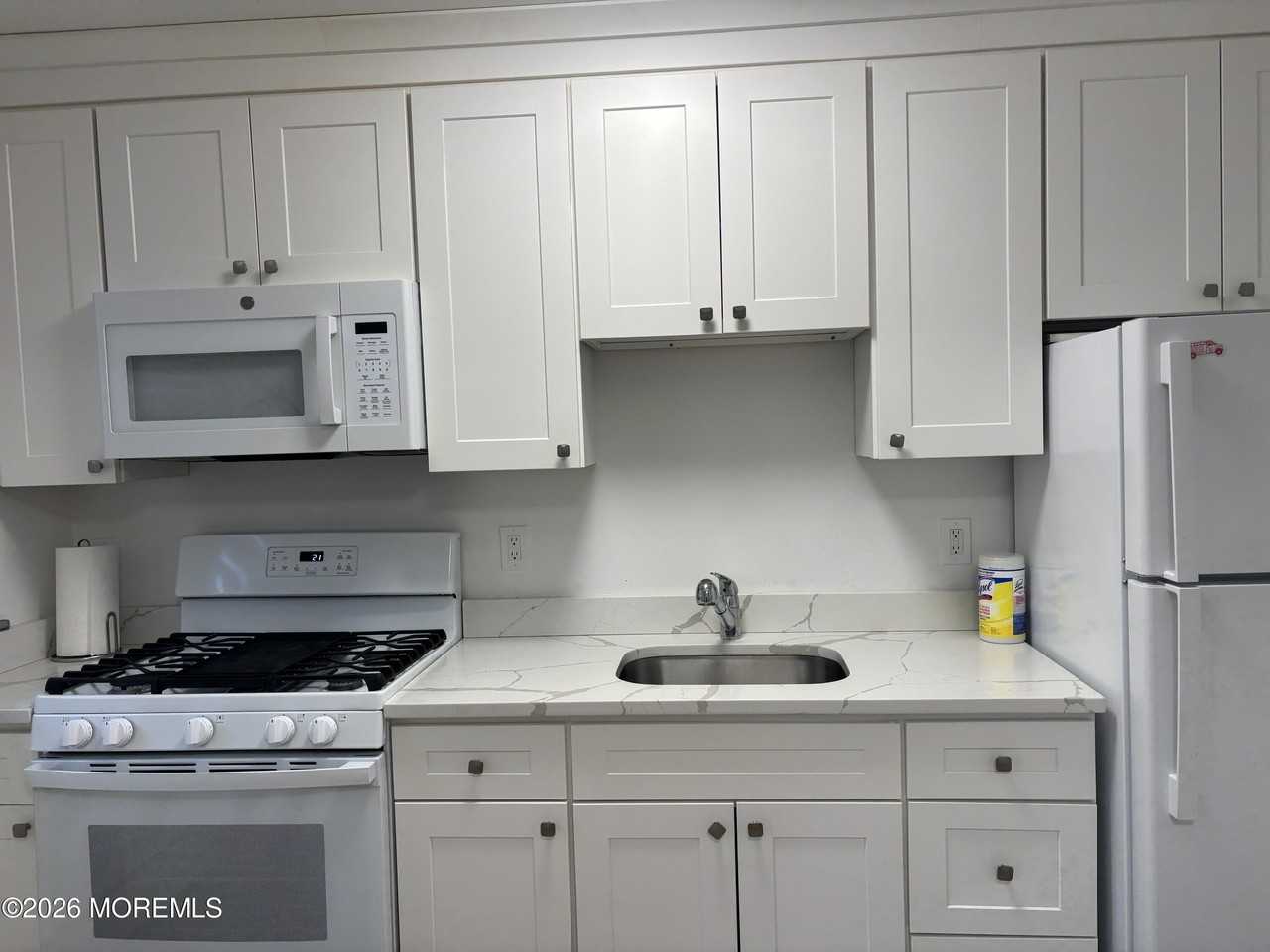 528 Main St Apt 2 - Photo 2 of 10