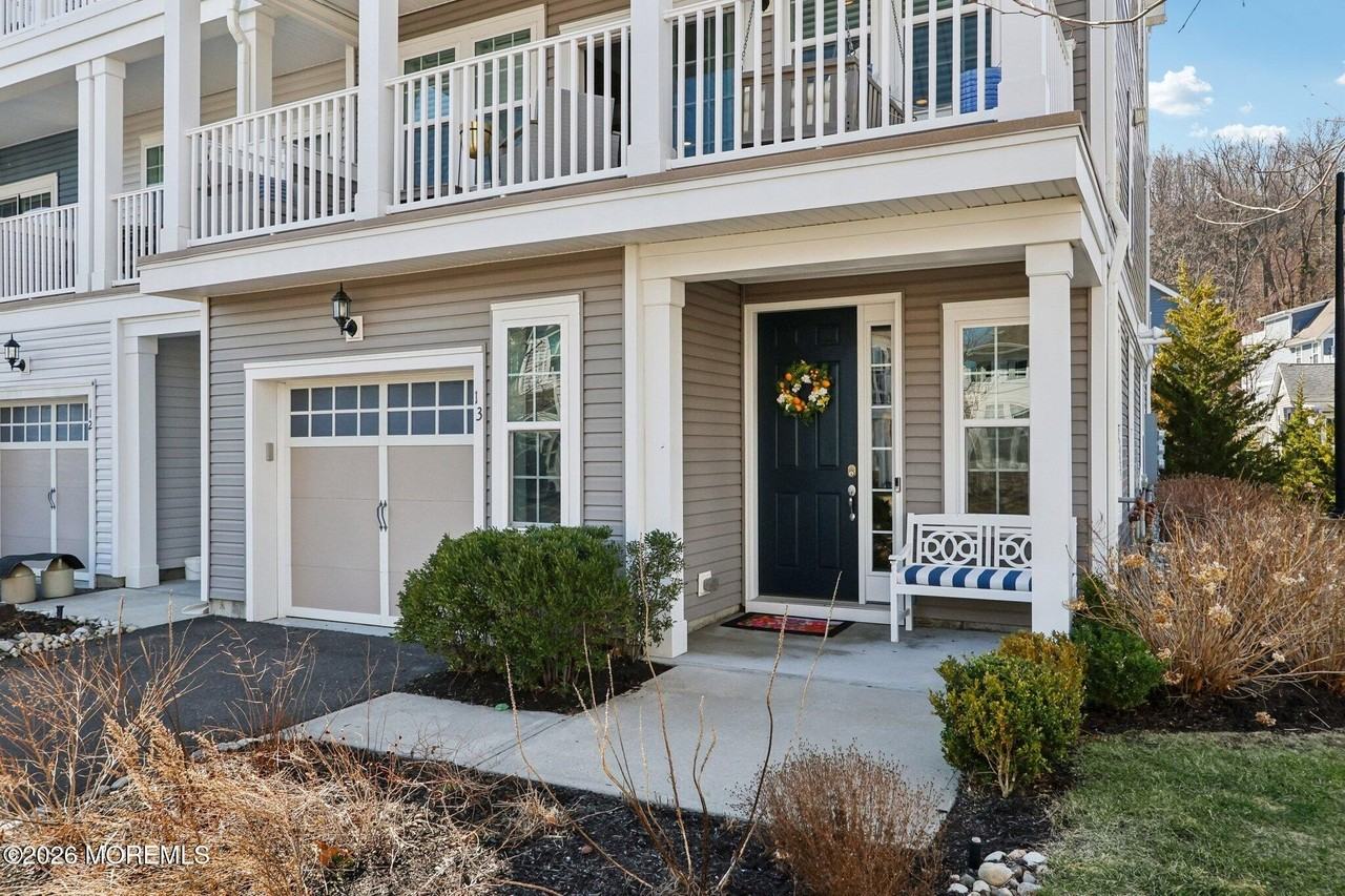 13 Halfmoon Ct Unit 1106 - Photo 4 of 50