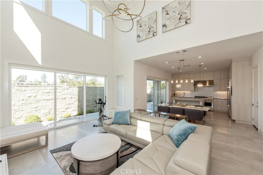 171 Hollyleaf - Photo 2 of 33