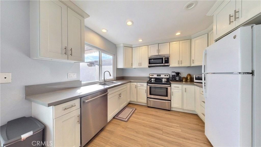 4646 Minorca Way - Photo 3 of 23