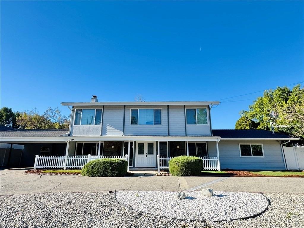 16737 Pineridge Dr - Photo 2 of 45