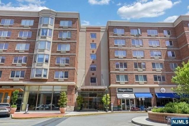 3412 City Pl - Photo 2 of 10