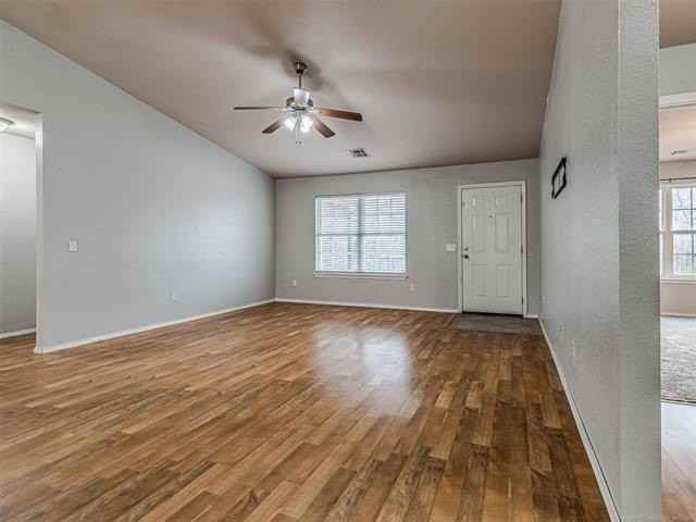 11388 N 120th East Ave - Photo 4 of 21