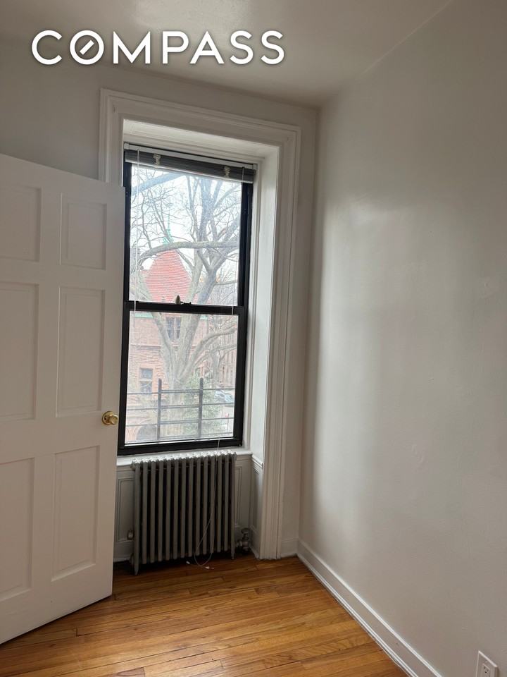 119 6th Ave #3 - Photo 6 of 8