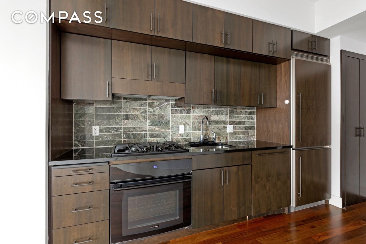 150 Myrtle Ave #1102 - Photo 4 of 24