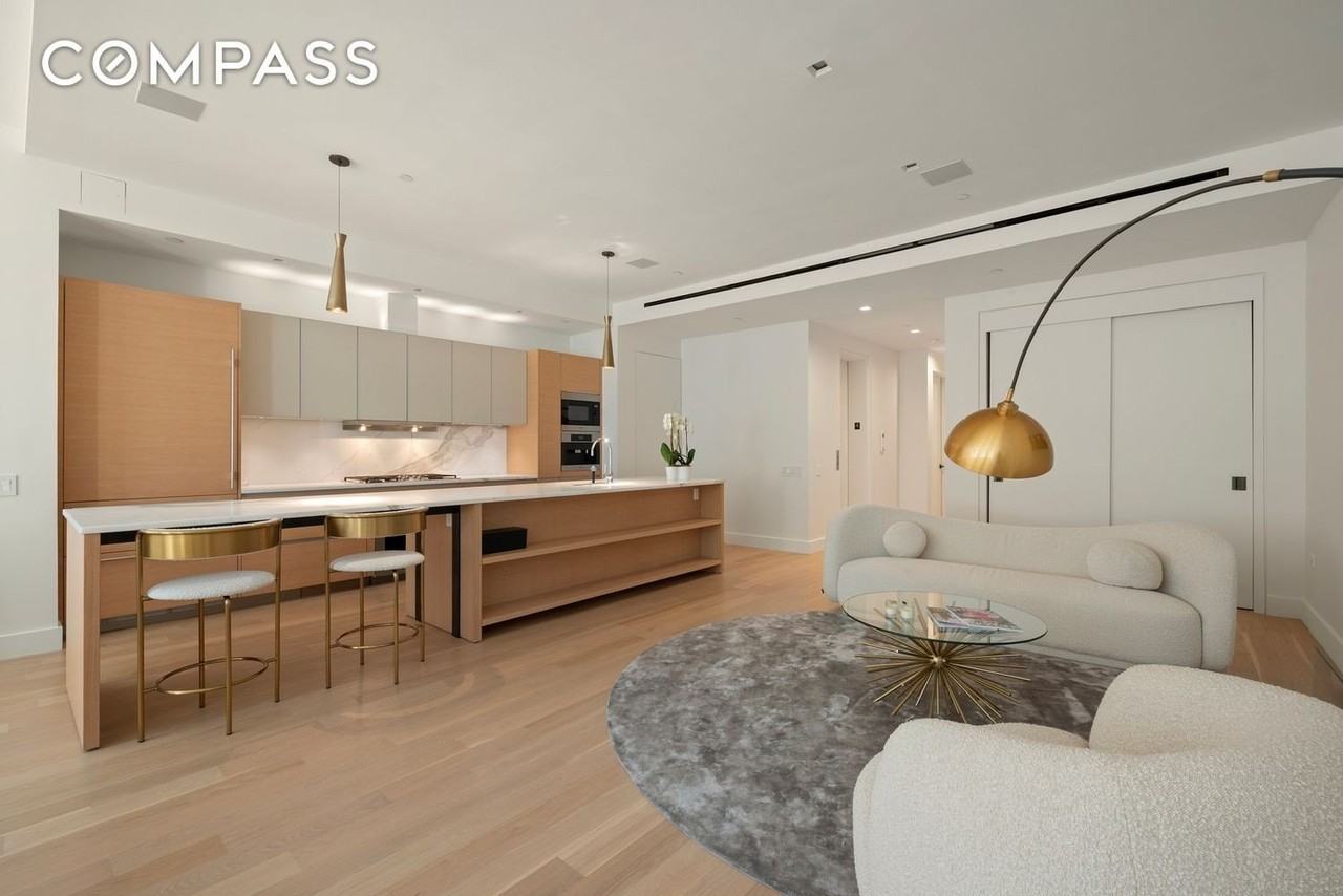 111 Mercer St #4 - Photo 2 of 12