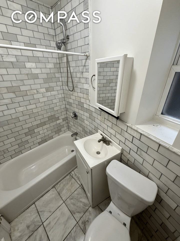 278 Alexander Ave #1 - Photo 5 of 6