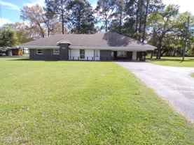 208 Thoroughbred Dr - Photo 1 of 1