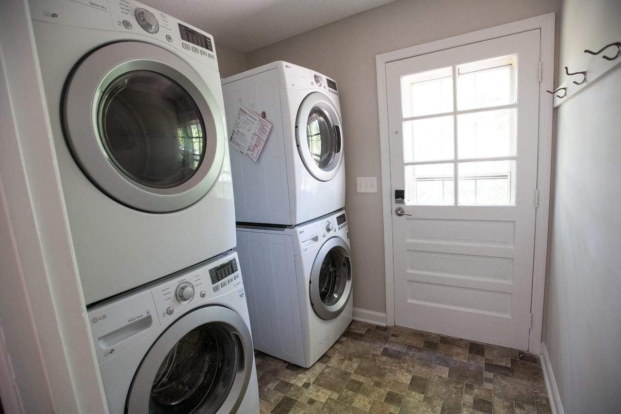 9100 Nash Ave - Photo 5 of 20