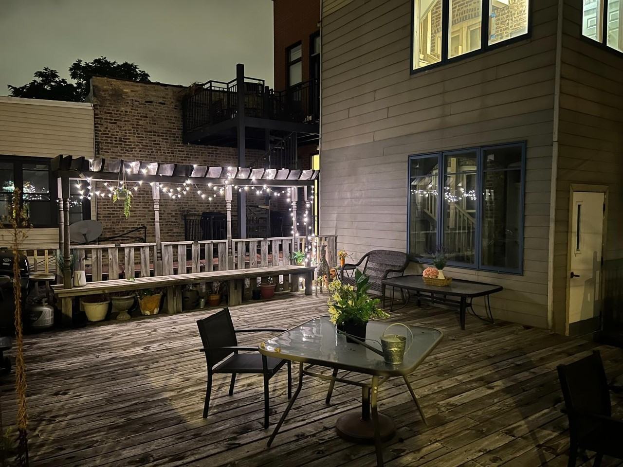 1412 N Ashland Ave - Photo 3 of 4