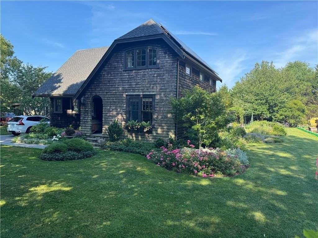 68 Sachuest Way - Photo 3 of 25