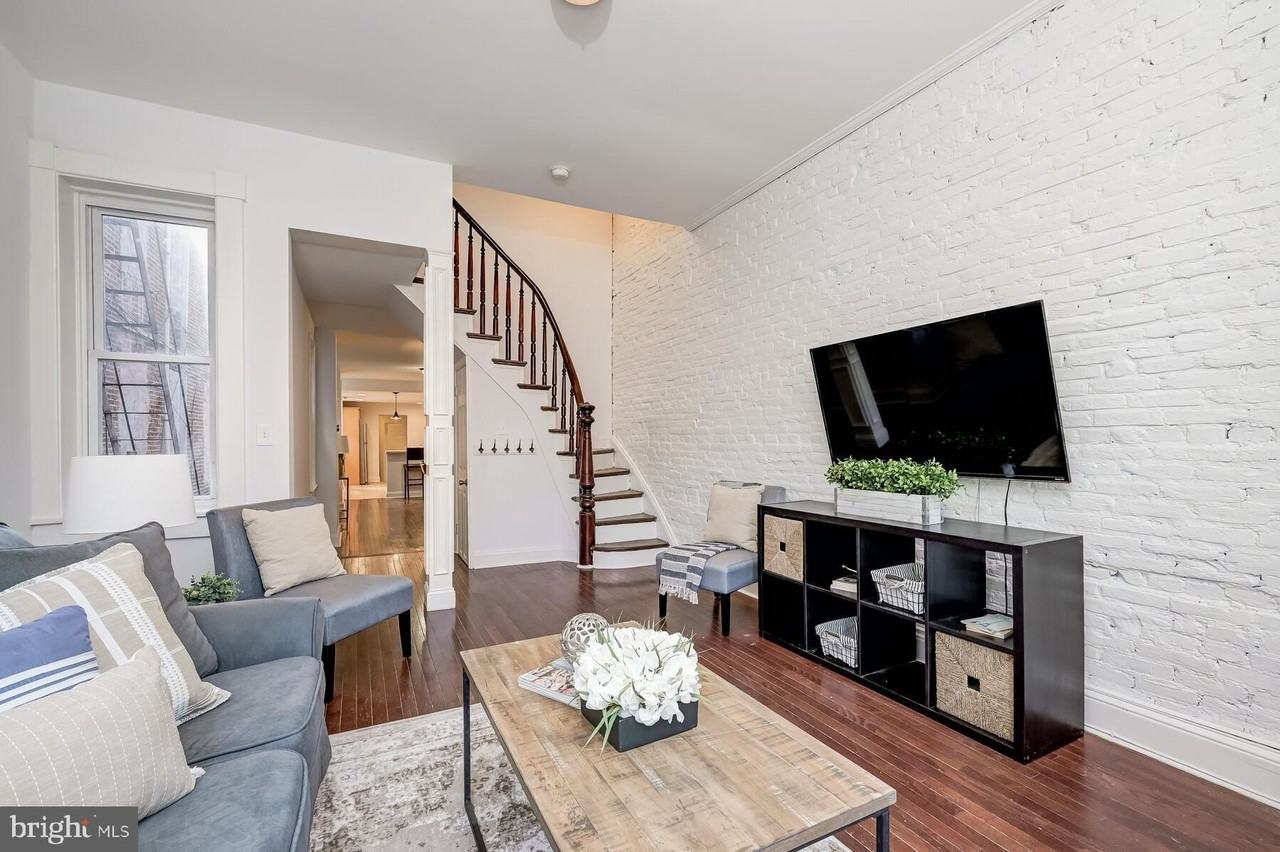 23 N Patterson Park Ave - Photo 3 of 31