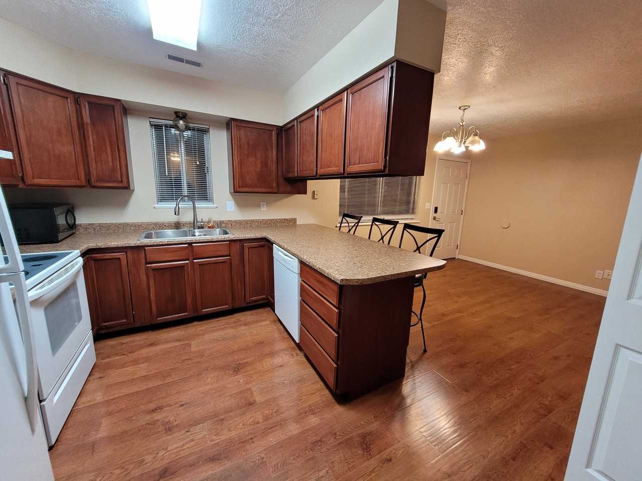 115 W 1100 N - Photo 5 of 13