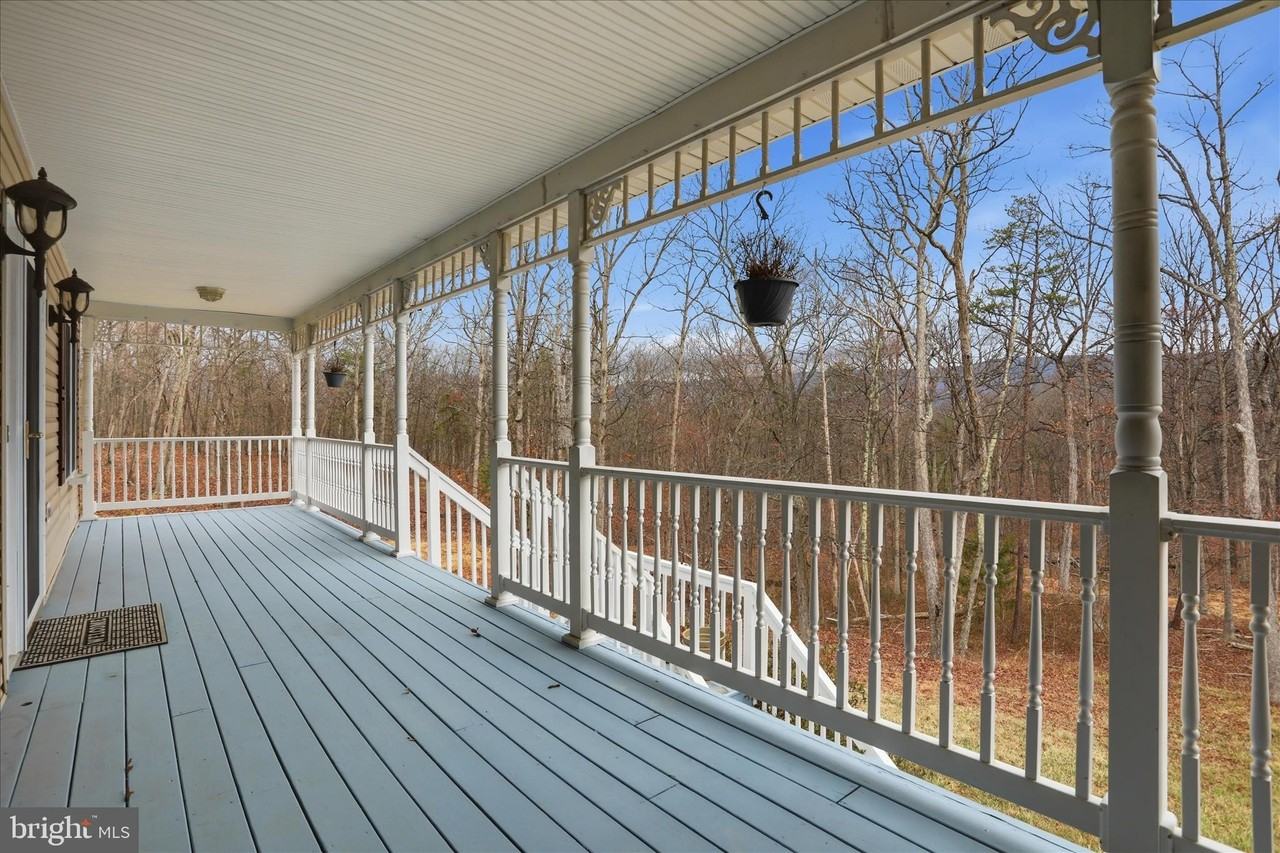 117 Glen Ridge Rd - Photo 4 of 34