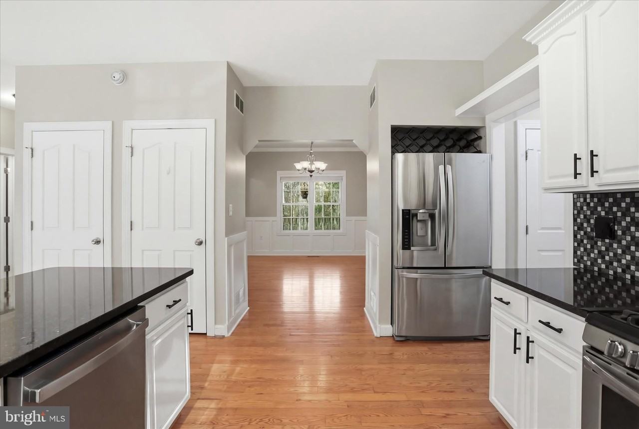 117 Glen Ridge Rd - Photo 7 of 34