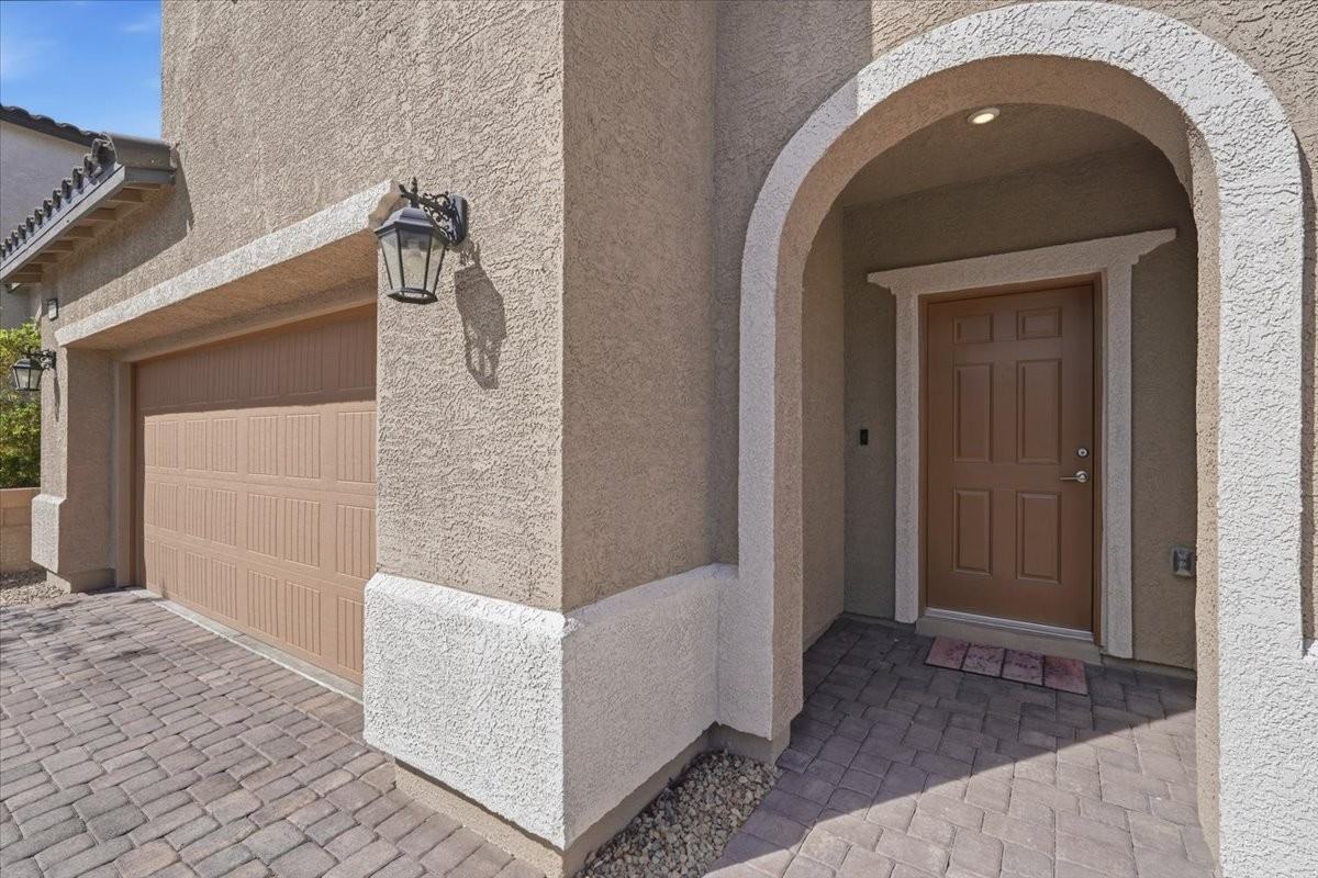 10920 Oregano Ave #1 - Photo 2 of 19