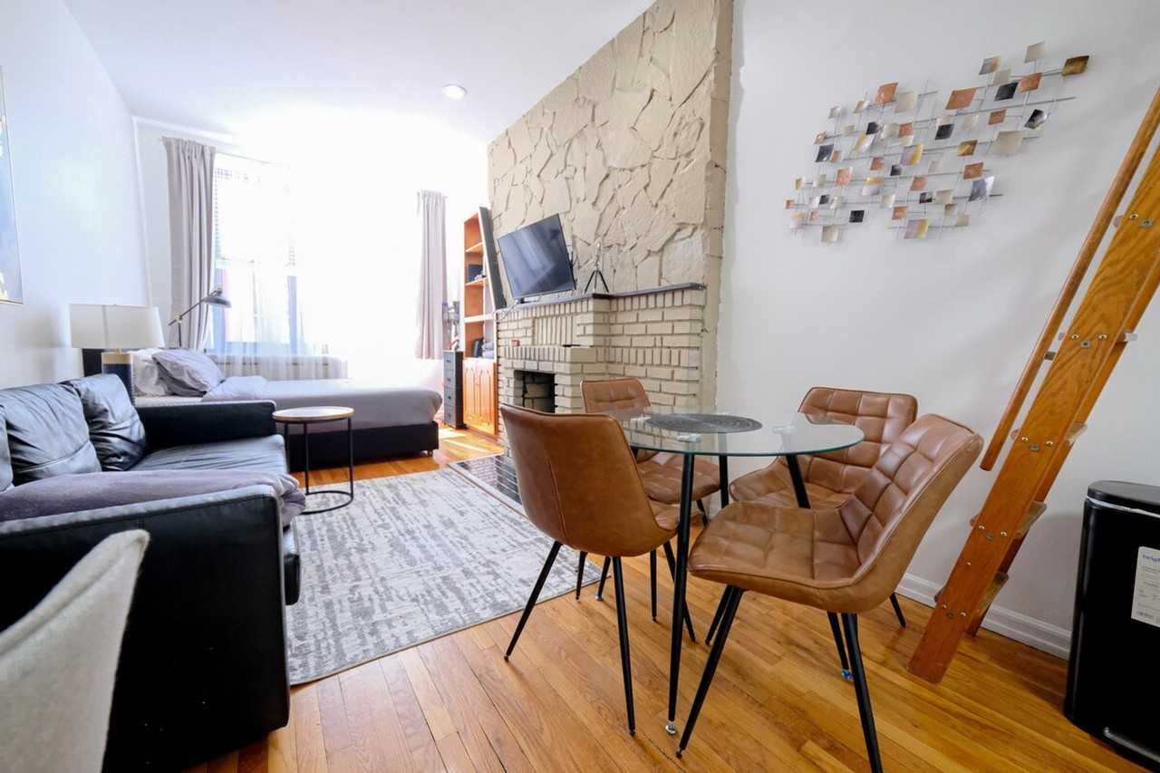 28-30 West 86th Street - Photo 2 of 35