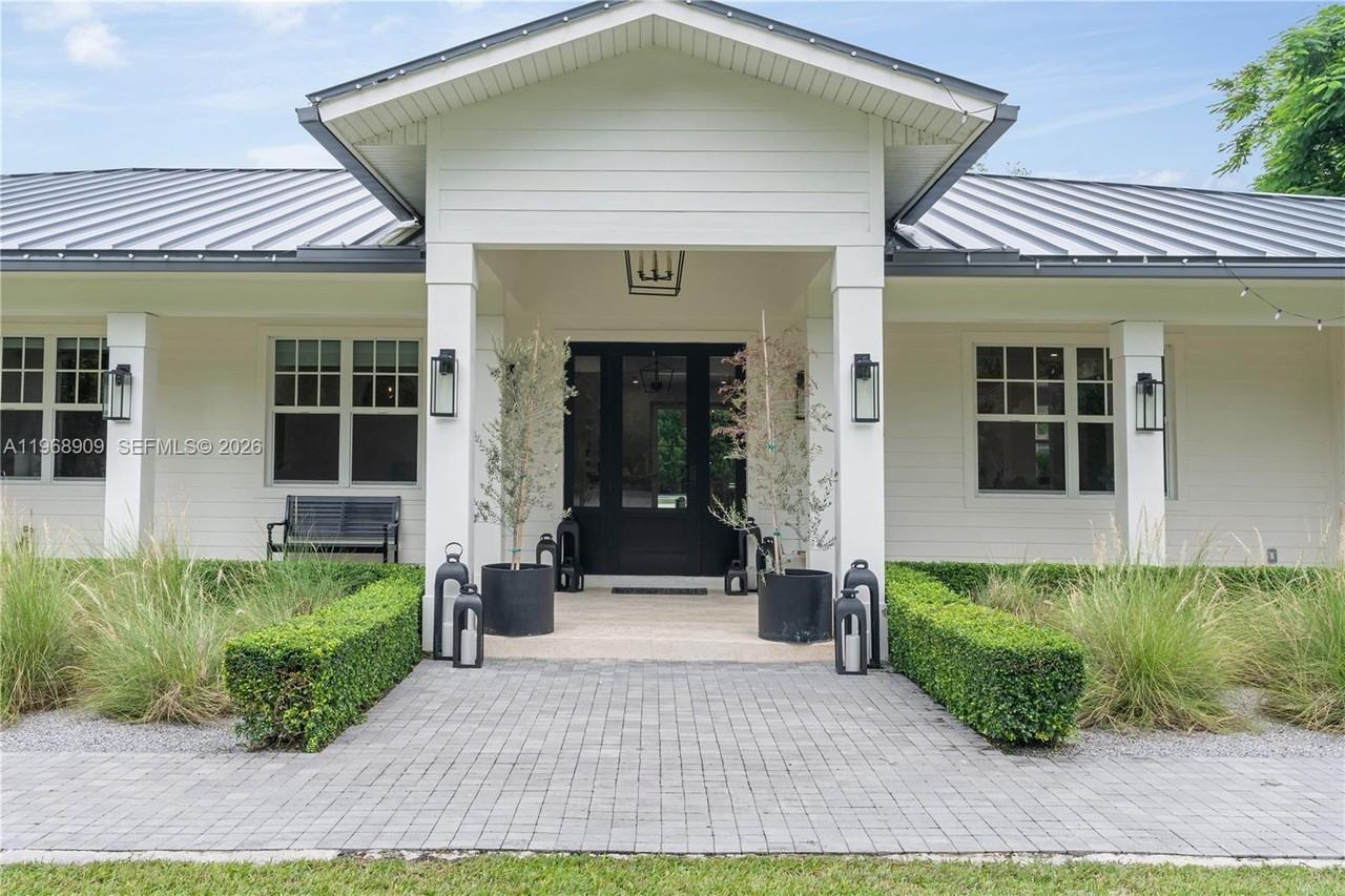 SW 90th St & SW 93rd Ave - Photo 2 of 52