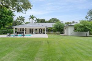 featured image of SW 90th St & SW 93rd Ave