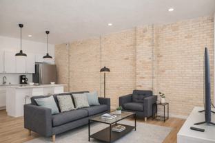 125 W Wisconsin Ave - Photo 1 of 1