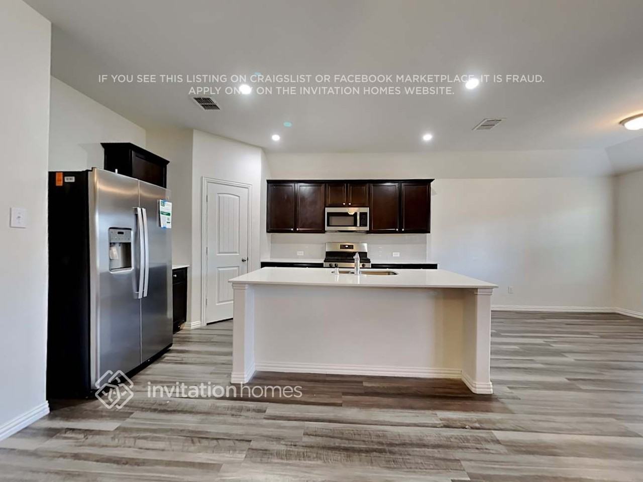 1341 Rembrandt Dr - Photo 4 of 10