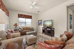 featured image of 1419 Fairview Cir