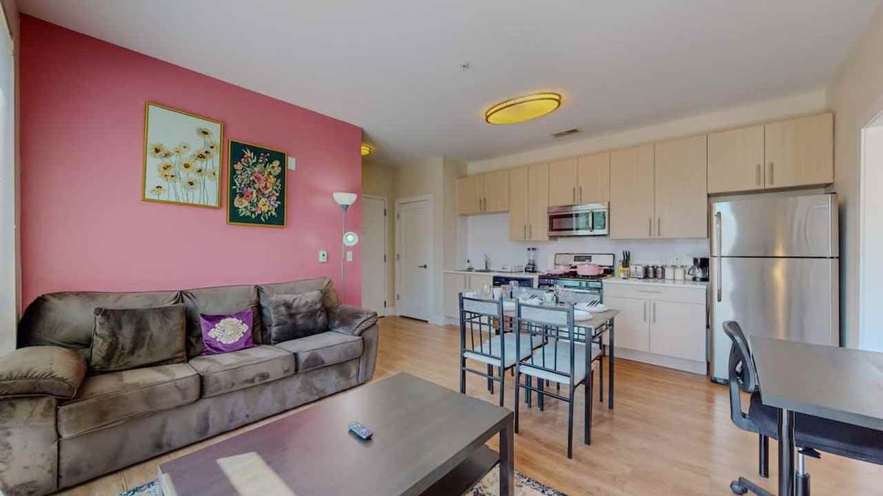 573 Bedford St #1501464P - Photo 4 of 26