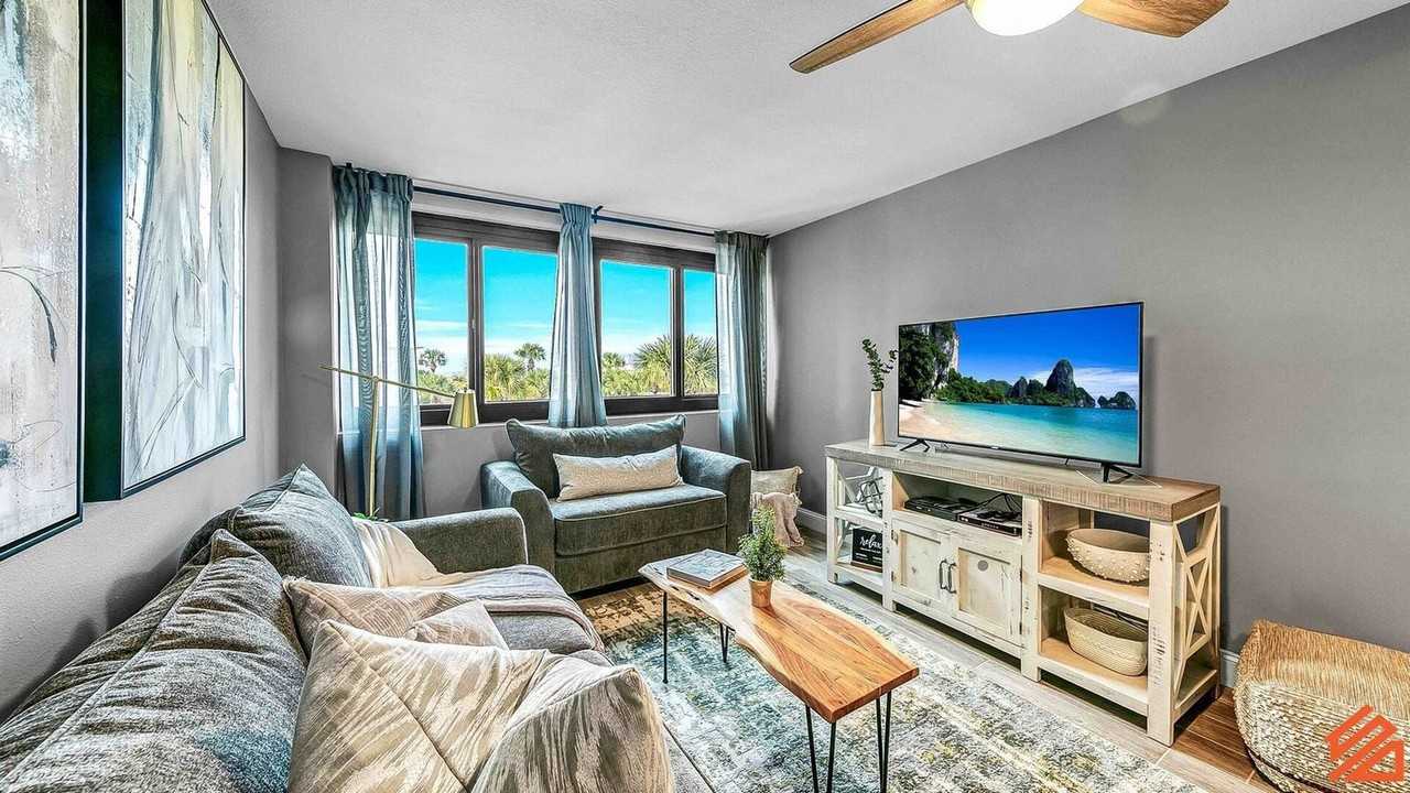 343 Gulf Shore Dr #1502022P - Photo 4 of 32