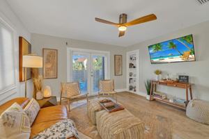 featured image of 318 Bream Ave