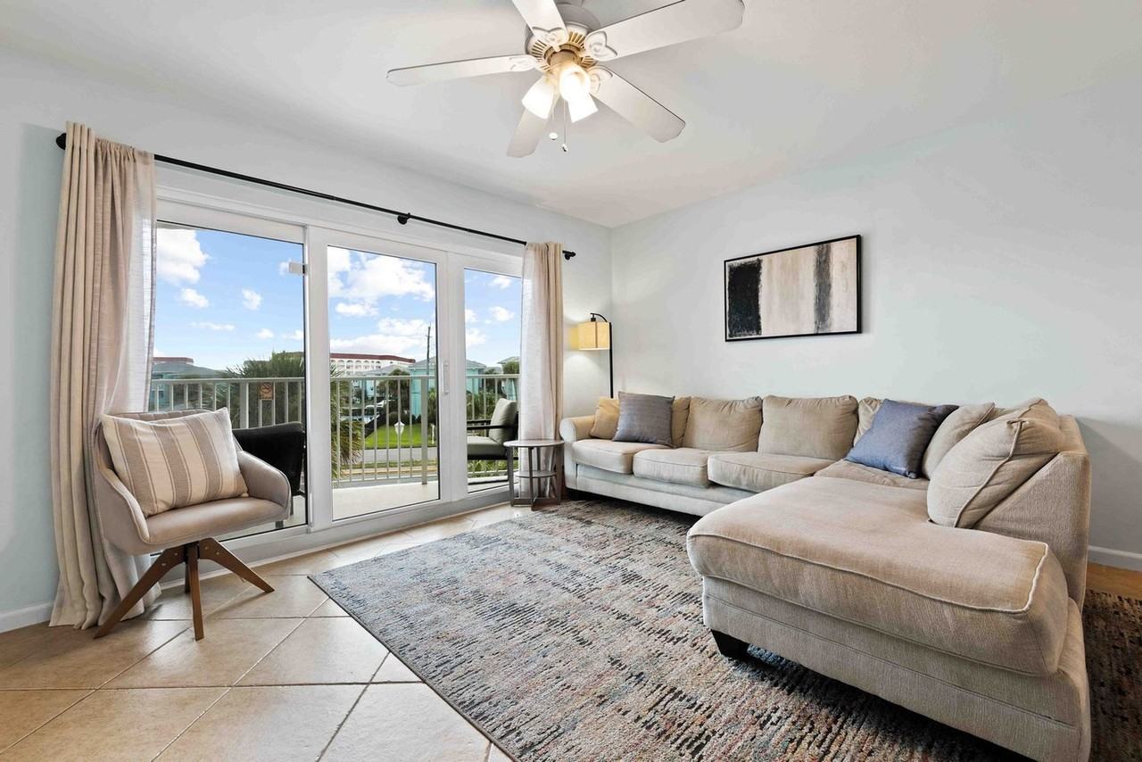 928 Whelk Ct #1502062P - Photo 4 of 34