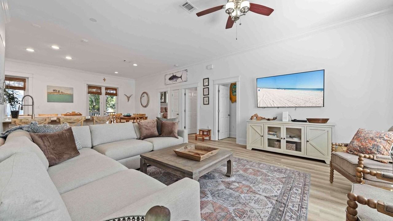 269 San Juan Ave #1502043P - Photo 3 of 35