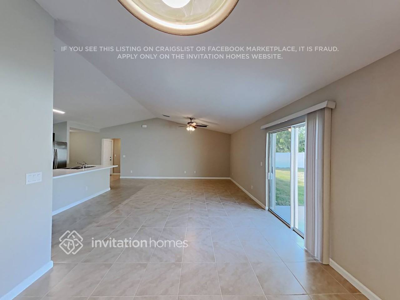 2001 Sw Del Rio Blvd - Photo 3 of 21